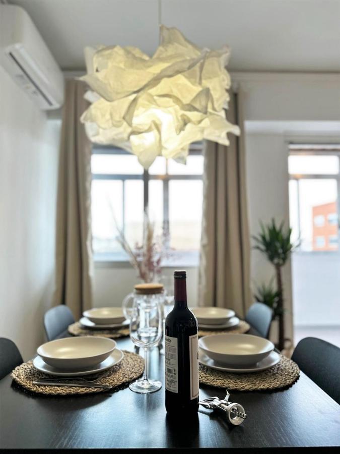 Your Sunny & Spacious Portview Home Valencia Buitenkant foto